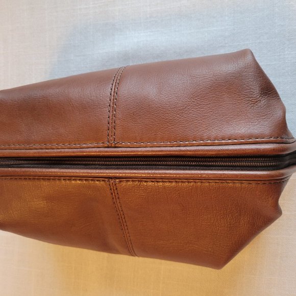 Fossil Bags Fossil Mens Leather Travel Toiletry Bag Poshmark